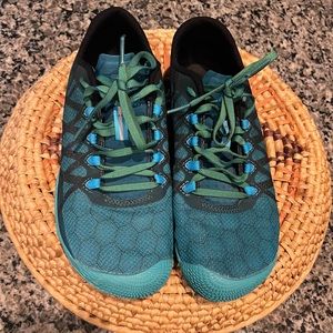 Merrill Hiking Shoes